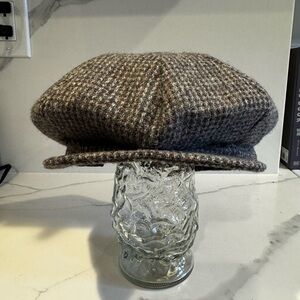 Classic Brown Tweed Newsboy Cap